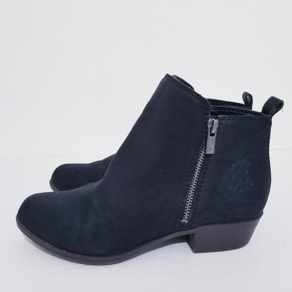 Lucky Brand Other - Lucky brand ankle boots